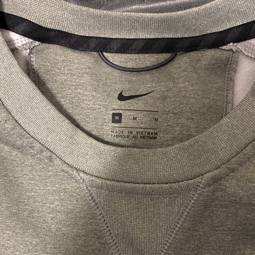 Nike Gray Minnesota Golden Gophers Crewneck Sweater - Picture 2 of 2